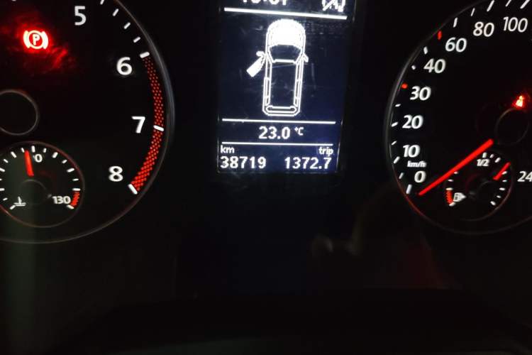 Used Volkswagen Sharan 2018 Revised Version 380TSI Comfort Edition 7-Seater Odometer Close Up