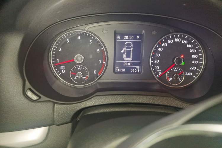 Used Volkswagen Sharan 2018 Revised Version 380TSI Comfort Edition 7-Seater Odometer Close Up