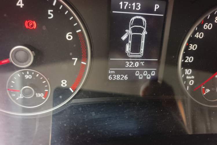 Used Volkswagen Sharan 2018 Revised Version 380TSI Comfort Edition 7-Seater Odometer Close Up