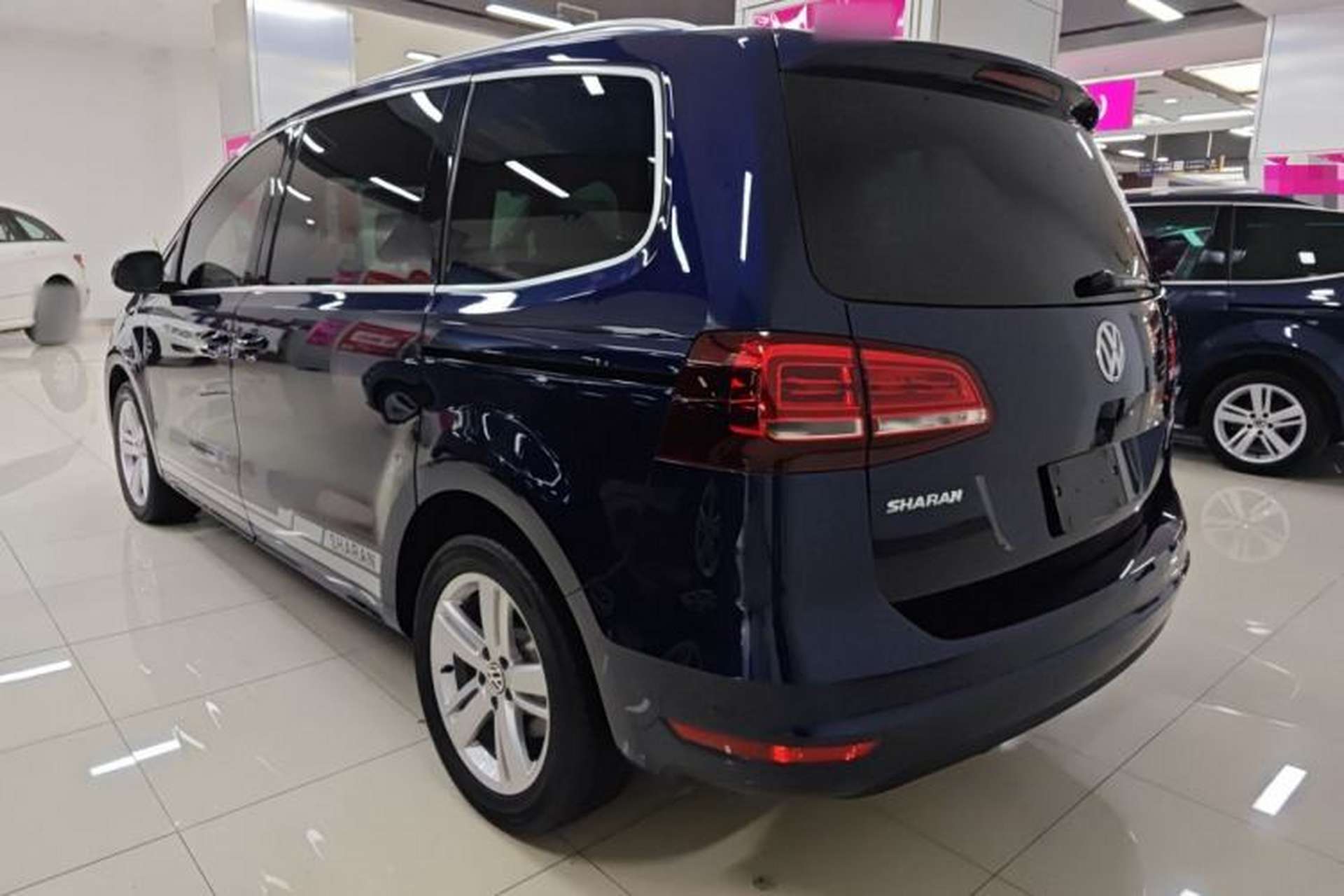 Used Volkswagen Sharan 2018 Revised Version 380TSI Comfort Edition 6-Seater Rear Left 45 Deg