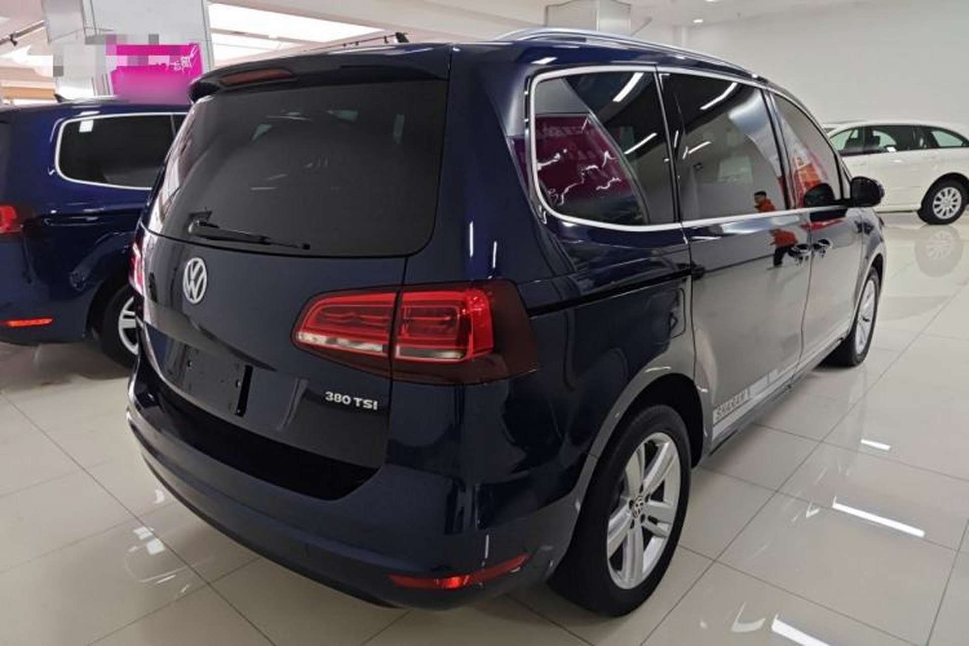 Used Volkswagen Sharan 2018 Revised Version 380TSI Comfort Edition 6-Seater Rear Right 45 Deg