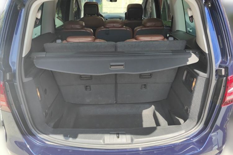 Used Volkswagen Sharan 2018 Revised Version 380TSI Comfort Edition 7-Seater Trunk