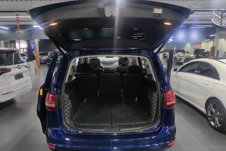 Used Volkswagen Sharan 2018 Revised Version 380TSI Comfort Edition 7-Seater Trunk