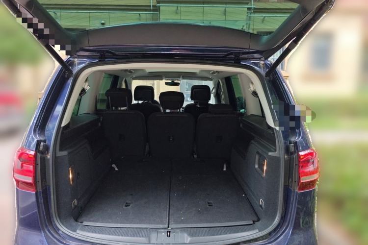Used Volkswagen Sharan 2018 380TSI Comfort Edition 7-Seater Trunk