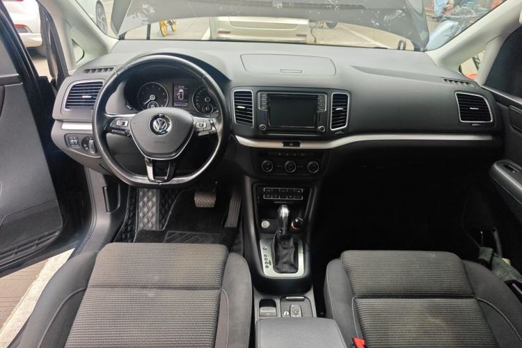 Used Volkswagen Sharan 2018 Revised Version 380TSI Comfort Edition 6-Seater Center Console