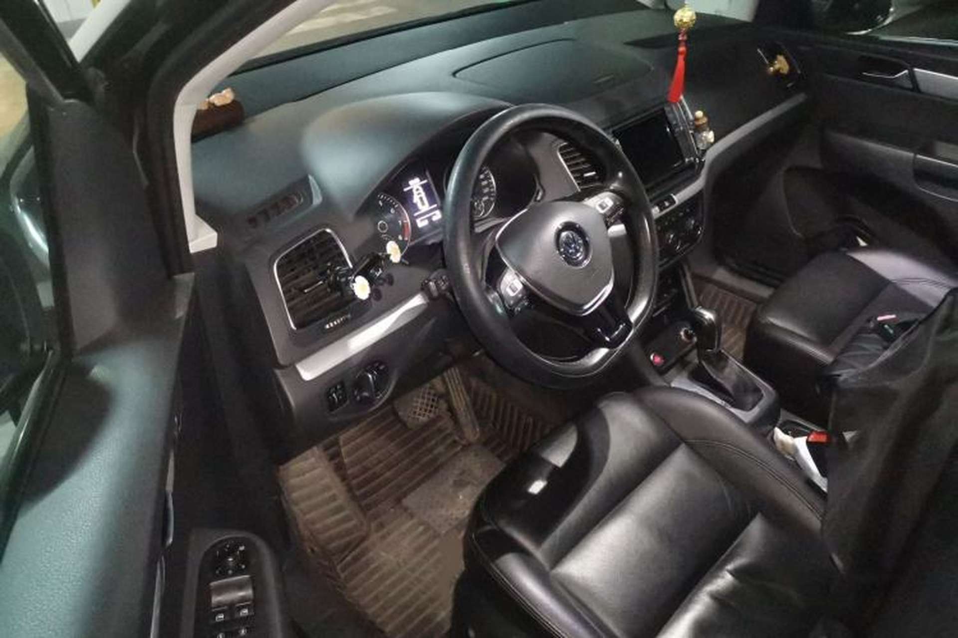 Used Volkswagen Sharan 2018 380TSI Luxury 7-Seater Driver Seat
