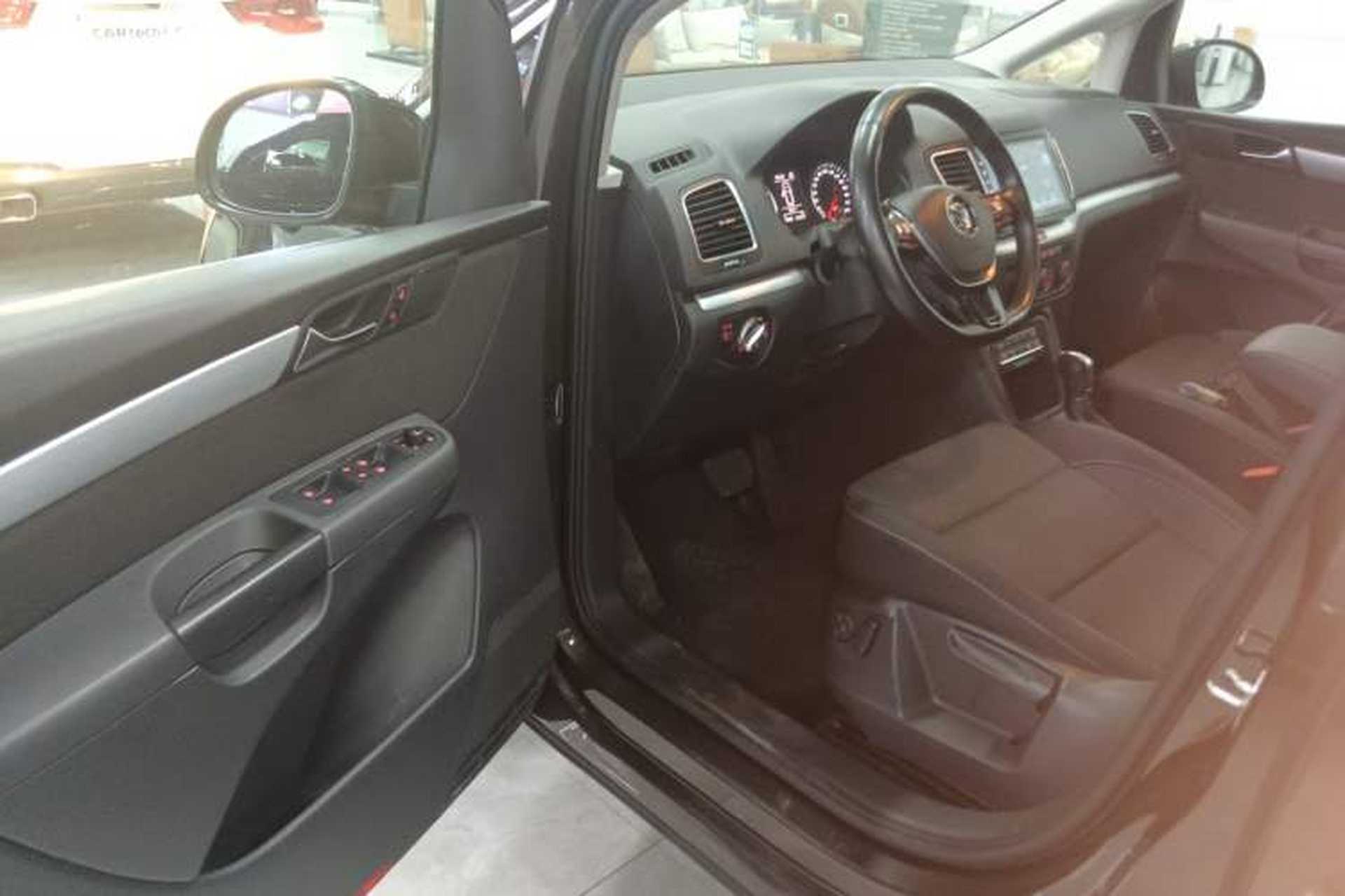 Used Volkswagen Sharan 2018 380TSI Comfort Edition 7-Seater Driver Seat