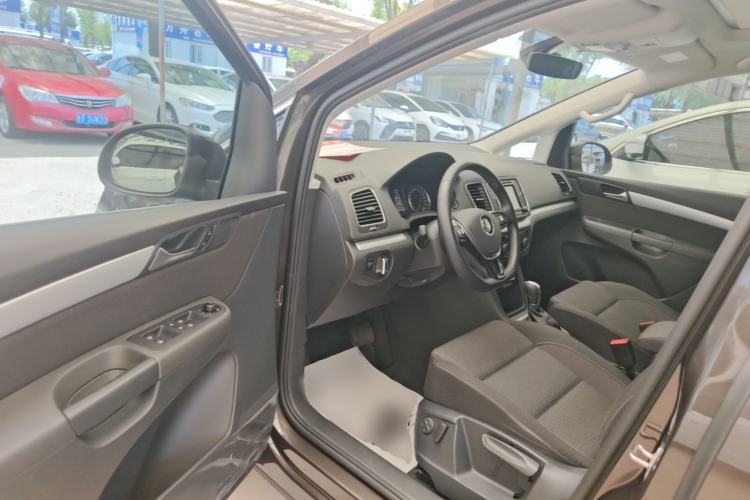 Used Volkswagen Sharan 2018 380TSI Comfort Edition 7-Seater Driver Seat