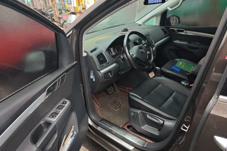 Used Volkswagen Sharan 2018 380TSI Comfort Edition 7-Seater Driver Seat