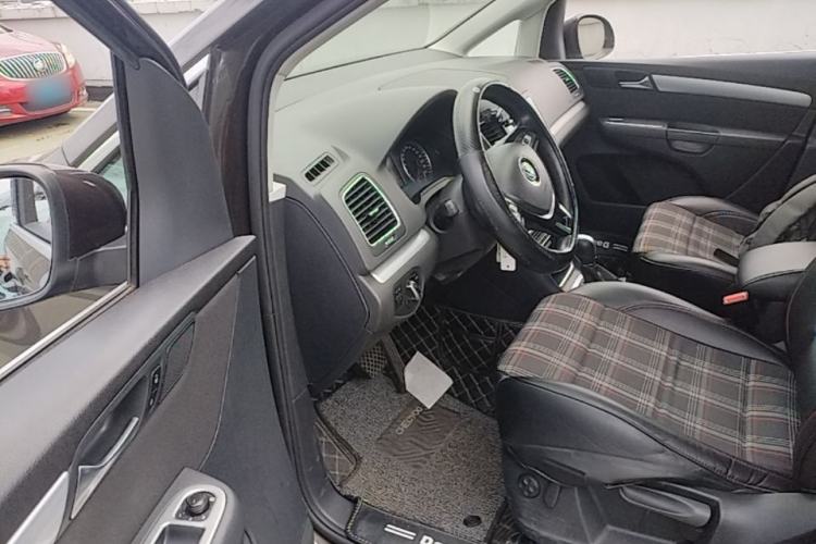 Used Volkswagen Sharan 2018 280TSI Enjoyment Model 7 Seats Driver Seat