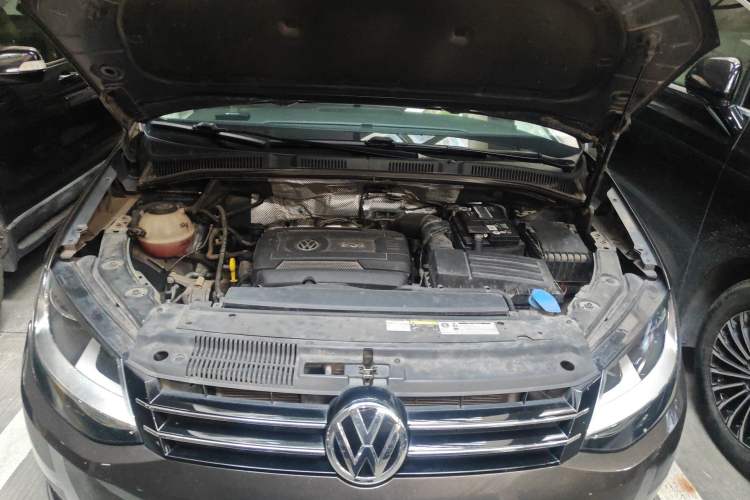 Used Volkswagen Sharan 2018 Revised Version 380TSI Comfort Edition 7-Seater Engine Bay