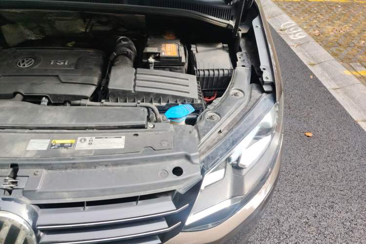 Used Volkswagen Sharan 2018 380TSI Luxury 7-Seater Engine Bay Left