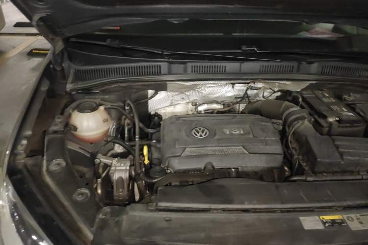 Used Volkswagen Sharan 2018 380TSI Comfort Edition 7-Seater Engine Bay Right