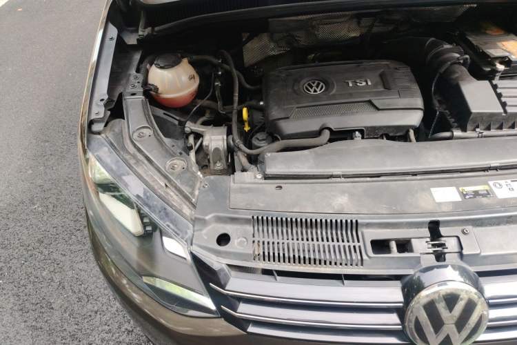 Used Volkswagen Sharan 2018 380TSI Luxury 7-Seater Engine Bay Right