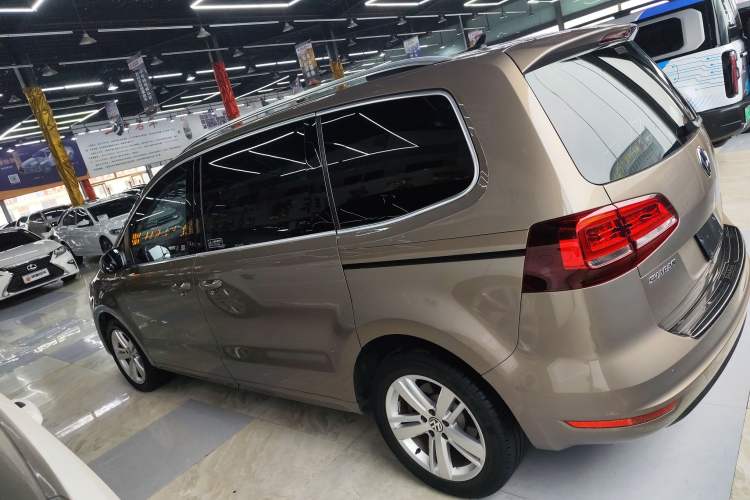 Used Volkswagen Sharan 2018 Revised Version 380TSI Comfort Edition 7-Seater Exterior 3
