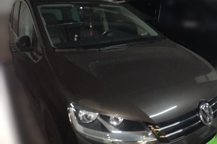 Used Volkswagen Sharan 2018 380TSI Luxury 7-Seater Front Right 45 Deg