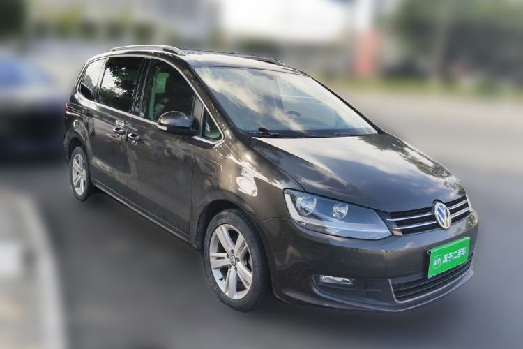 Used Volkswagen Sharan 2018 380TSI Comfort Edition 7-Seater Front Right 45 Deg