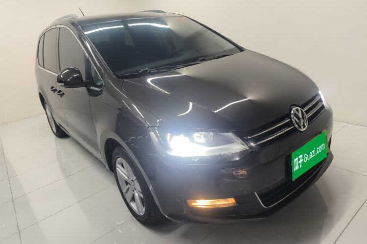 Used Volkswagen Sharan 2018 380TSI Comfort Edition 6-Seater Front Right 45 Deg
