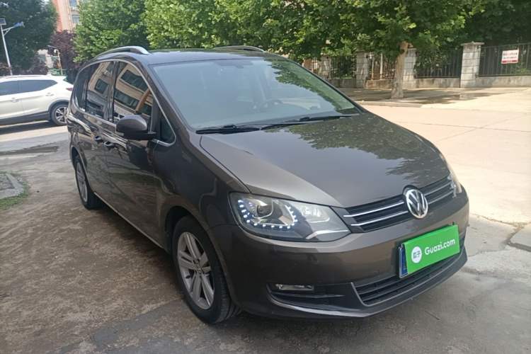 Used Volkswagen Sharan 2018 380TSI Comfort Edition 7-Seater Front Right 45 Deg
