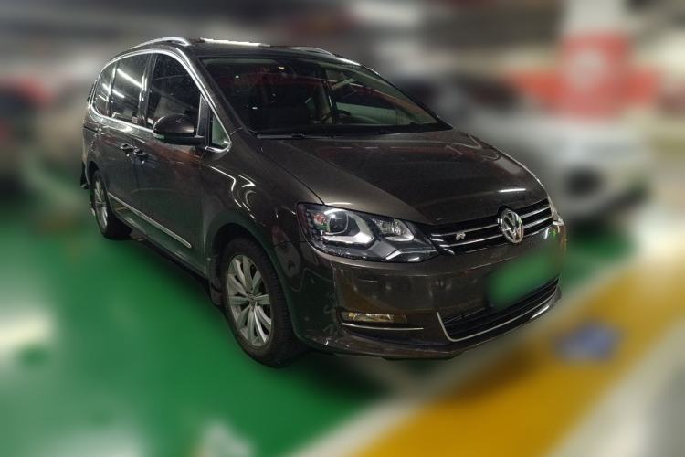 Used Volkswagen Sharan 2018 380TSI Flagship Model 6-Seater Front Right 45 Deg