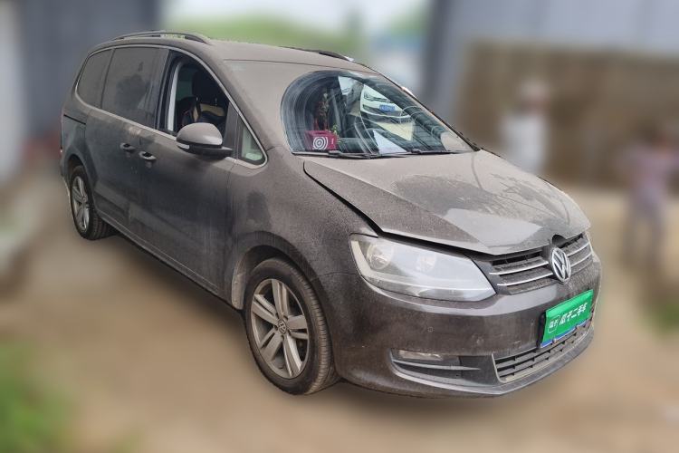 Used Volkswagen Sharan 2018 380TSI Comfort Edition 7-Seater Front Right 45 Deg