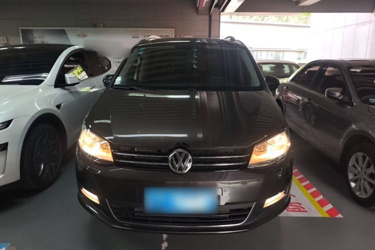 Used Volkswagen Sharan 2018 380TSI Comfort Edition 7-Seater Front