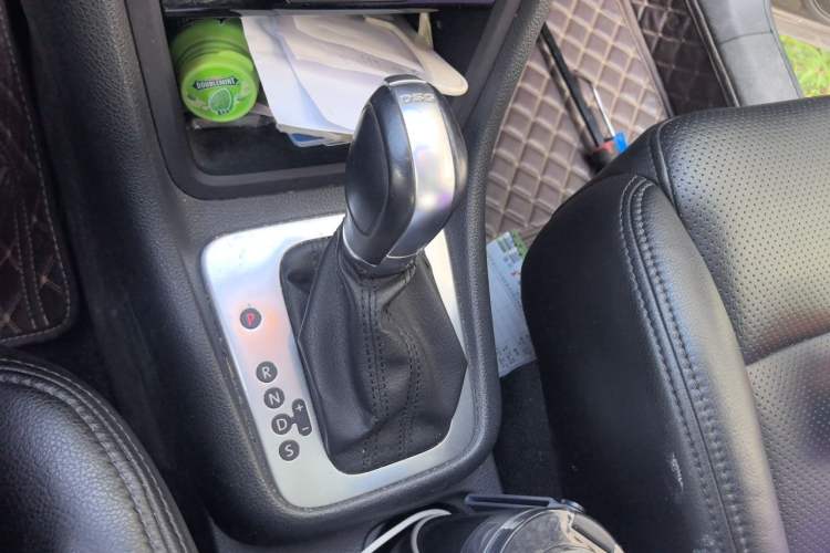Used Volkswagen Sharan 2018 380TSI Comfort Edition 7-Seater Gear Lever