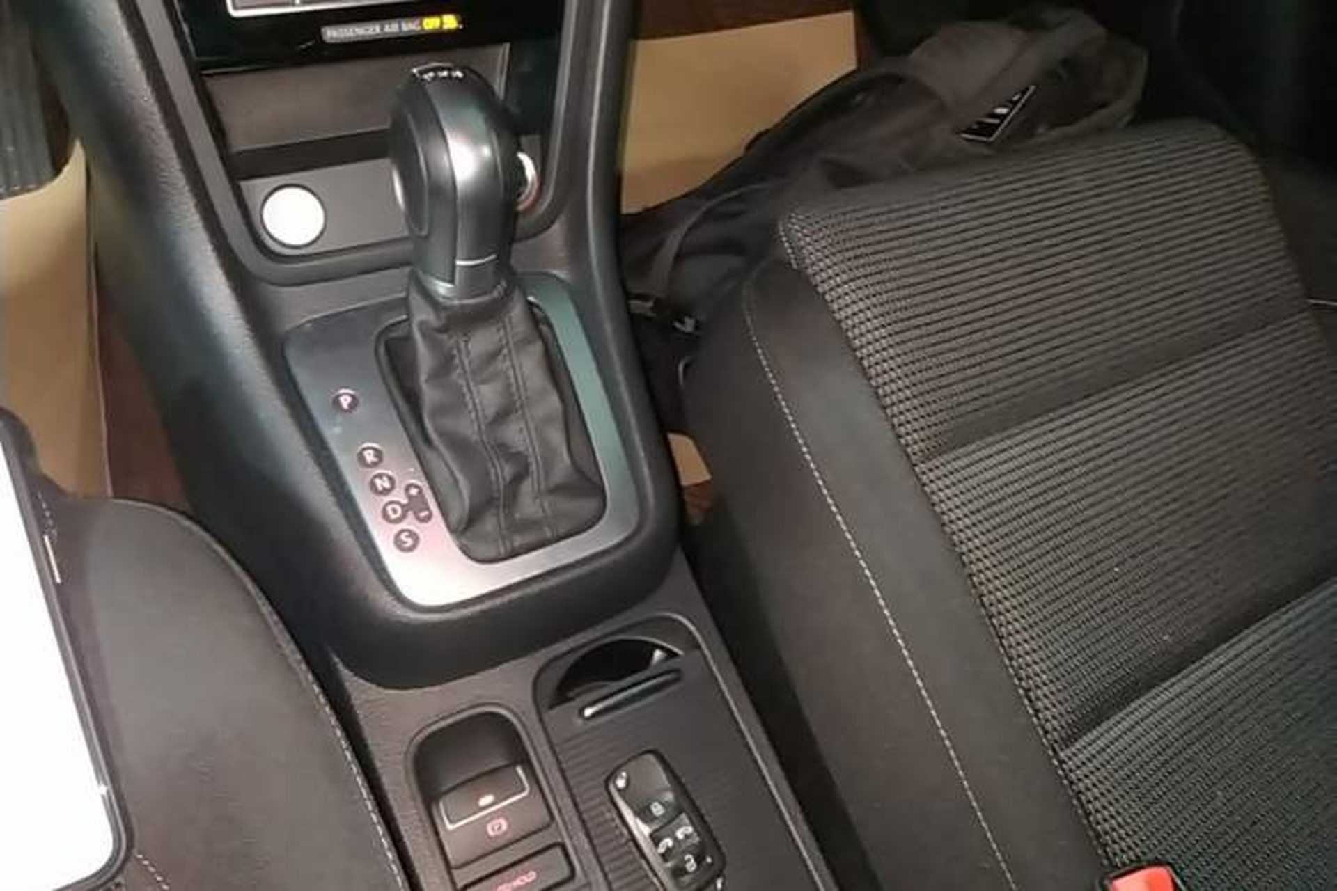 Used Volkswagen Sharan 2018 380TSI Comfort Edition 7-Seater Gear Lever