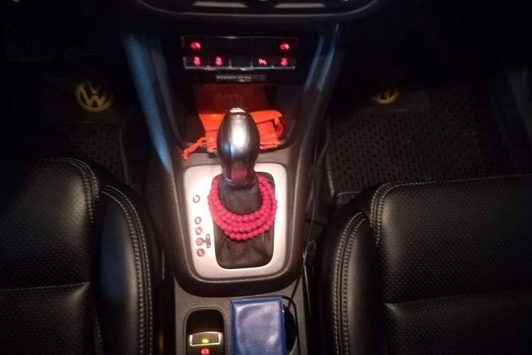 Used Volkswagen Sharan 2018 380TSI Comfort Edition 7-Seater Gear Lever