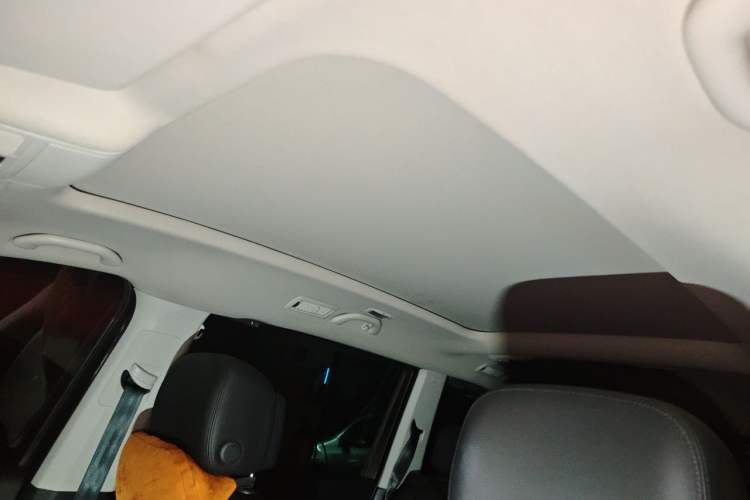 Used Volkswagen Sharan 2018 380TSI Luxury 7-Seater Headliner