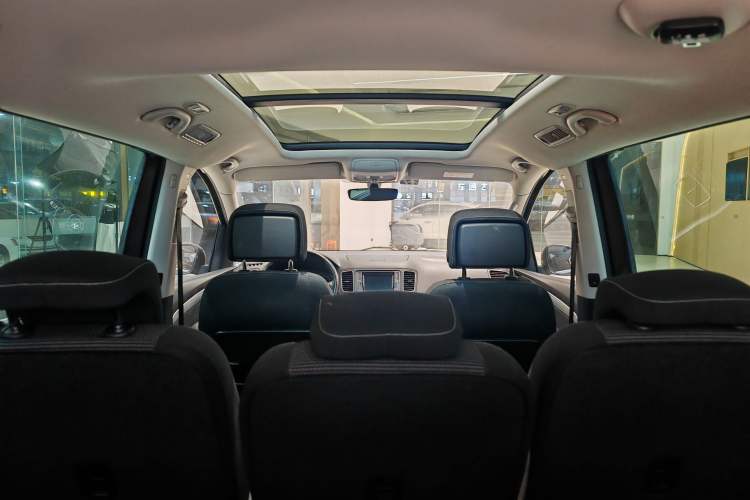 Used Volkswagen Sharan 2018 380TSI Comfort Edition 7-Seater Headliner