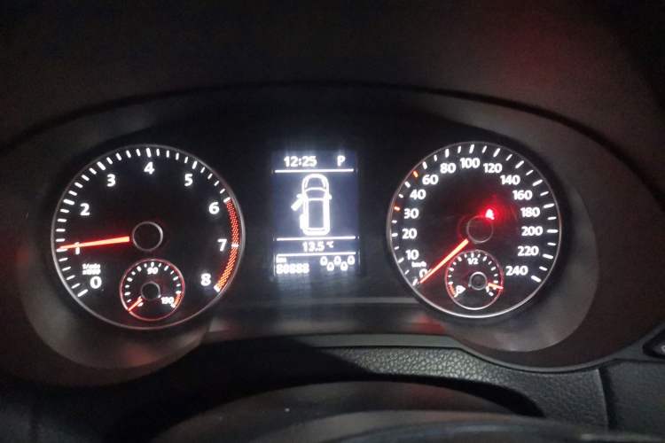 Used Volkswagen Sharan 2018 380TSI Luxury 7-Seater Instrument Cluster