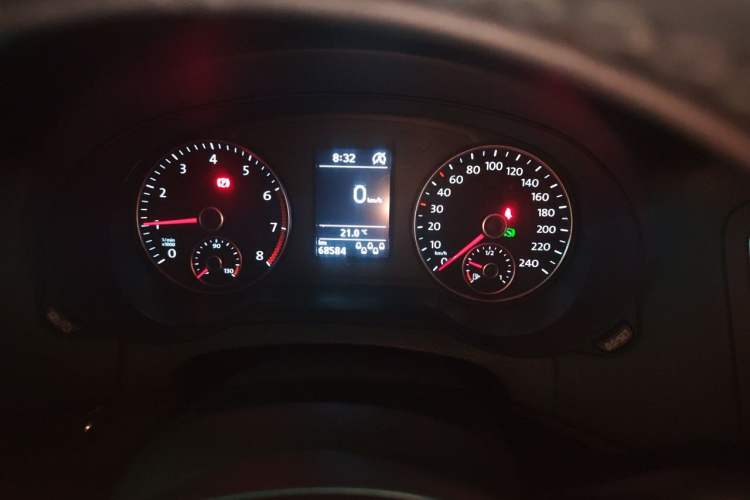 Used Volkswagen Sharan 2018 380TSI Luxury 7-Seater Instrument Cluster