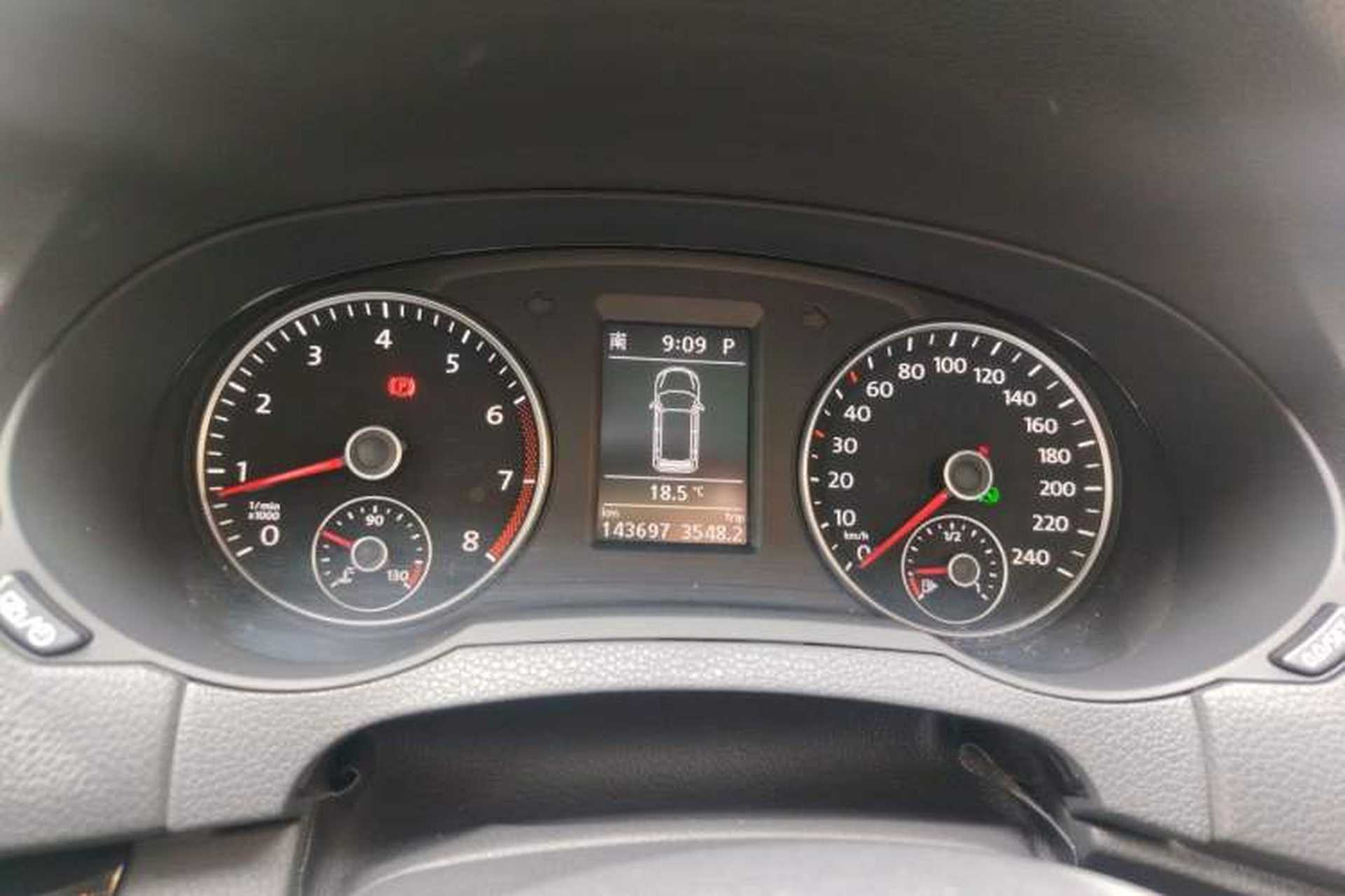 Used Volkswagen Sharan 2018 380TSI Luxury 7-Seater Instrument Cluster