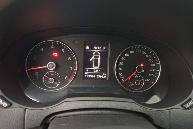 Used Volkswagen Sharan 2018 380TSI Comfort Edition 7-Seater Instrument Cluster