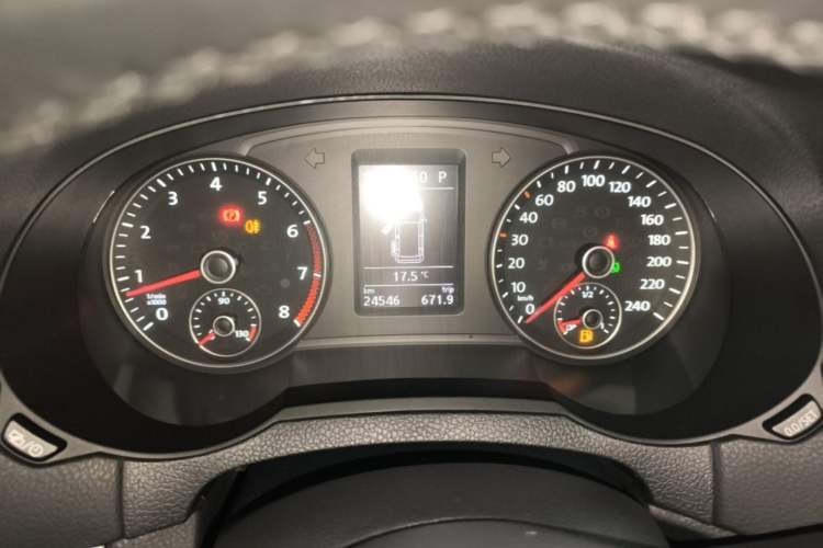 Used Volkswagen Sharan 2018 380TSI Comfort Edition 7-Seater Instrument Cluster