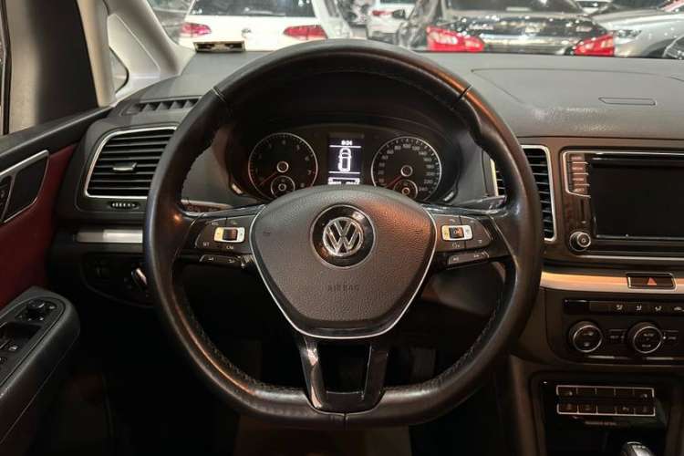 Used Volkswagen Sharan 2018 380TSI Comfort Edition 7-Seater Interior 10