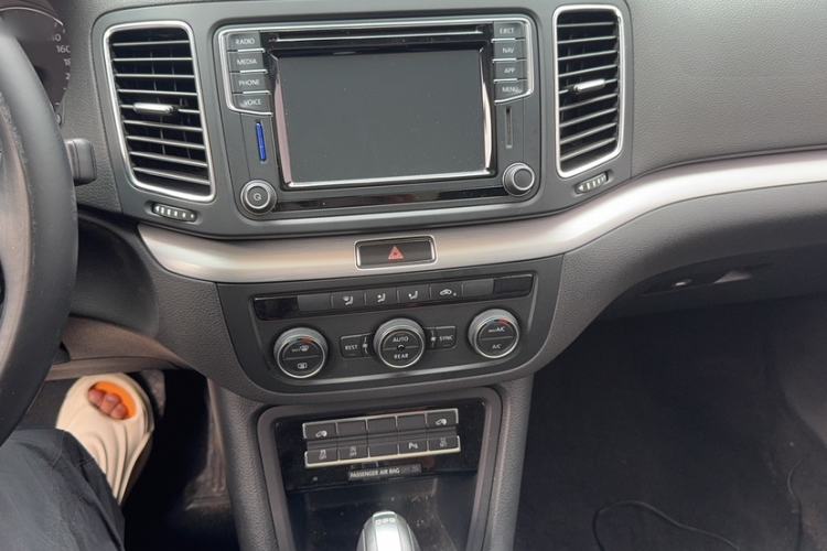 Used Volkswagen Sharan 2018 380TSI Comfort Edition 7-Seater Interior 4