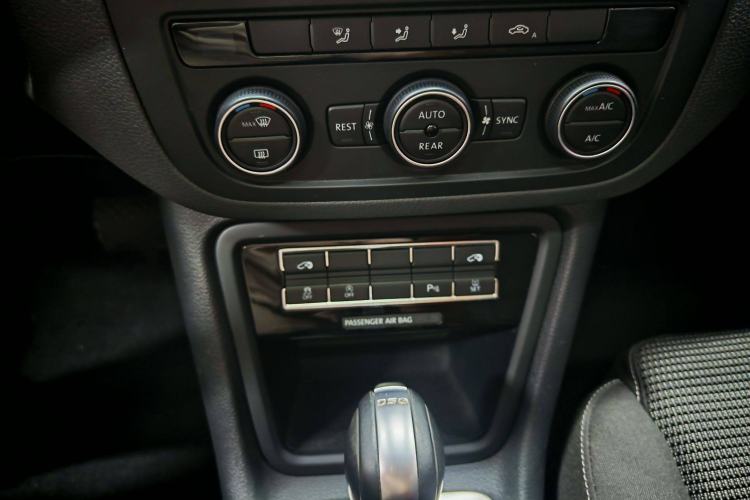 Used Volkswagen Sharan 2018 380TSI Comfort Edition 7-Seater Interior 4