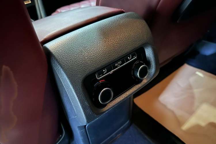 Used Volkswagen Sharan 2018 380TSI Comfort Edition 7-Seater Interior 6