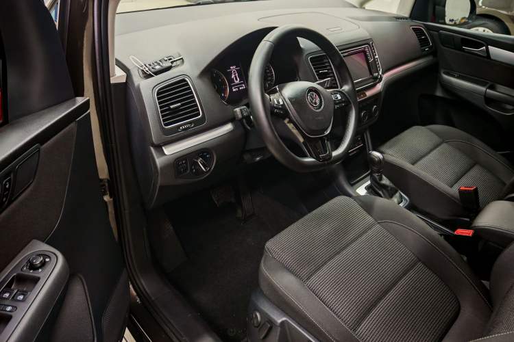 Used Volkswagen Sharan 2018 380TSI Comfort Edition 7-Seater Interior 6