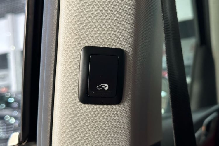 Used Volkswagen Sharan 2018 380TSI Comfort Edition 7-Seater Interior 7