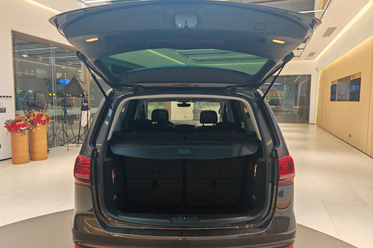 Used Volkswagen Sharan 2018 380TSI Comfort Edition 7-Seater Interior 7