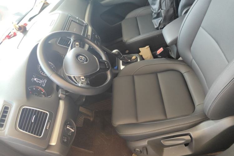 Used Volkswagen Sharan 2018 280TSI Enjoyment Model 7 Seats Left Front Seat