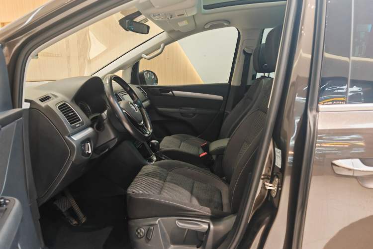 Used Volkswagen Sharan 2018 380TSI Comfort Edition 7-Seater Left Front Seat