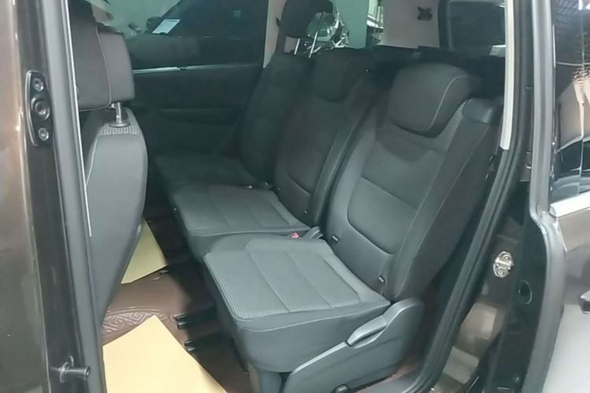 Used Volkswagen Sharan 2018 380TSI Comfort Edition 7-Seater Left Rear Seat