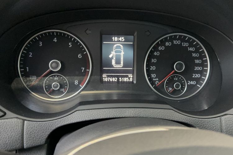 Used Volkswagen Sharan 2018 380TSI Comfort Edition 7-Seater Odometer Close Up