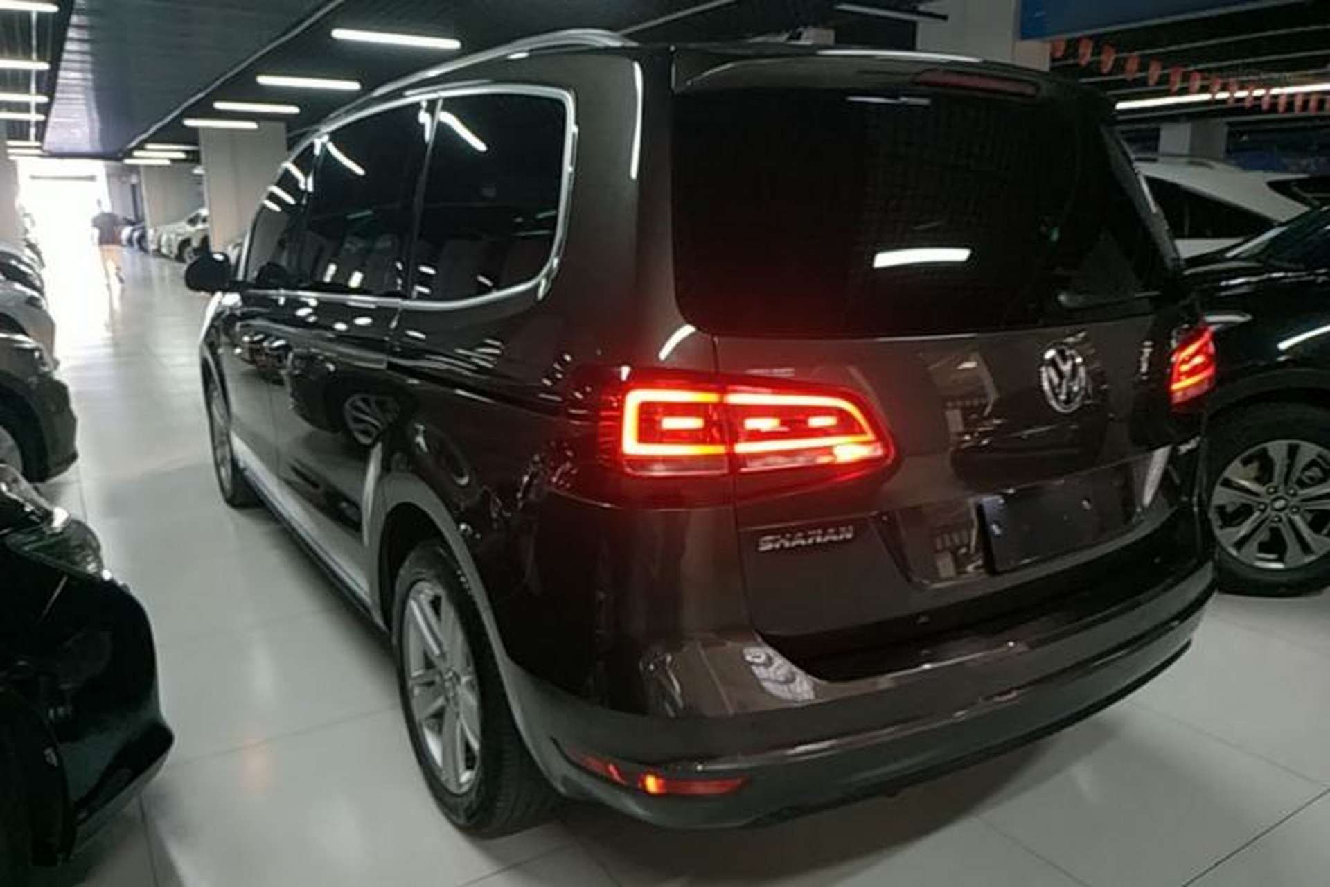 Used Volkswagen Sharan 2018 380TSI Comfort Edition 7-Seater Rear Left 45 Deg