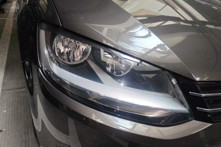 Used Volkswagen Sharan 2018 Revised Version 380TSI Comfort Edition 7-Seater Right Front Headlight