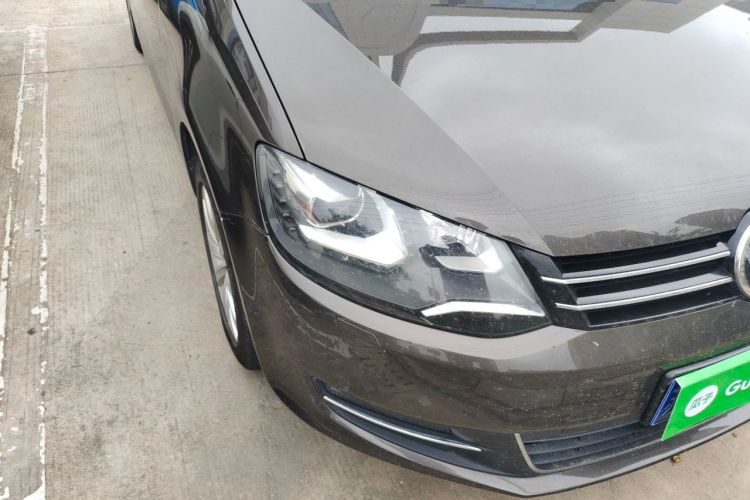 Used Volkswagen Sharan 2018 380TSI Luxury 7-Seater Right Front Headlight